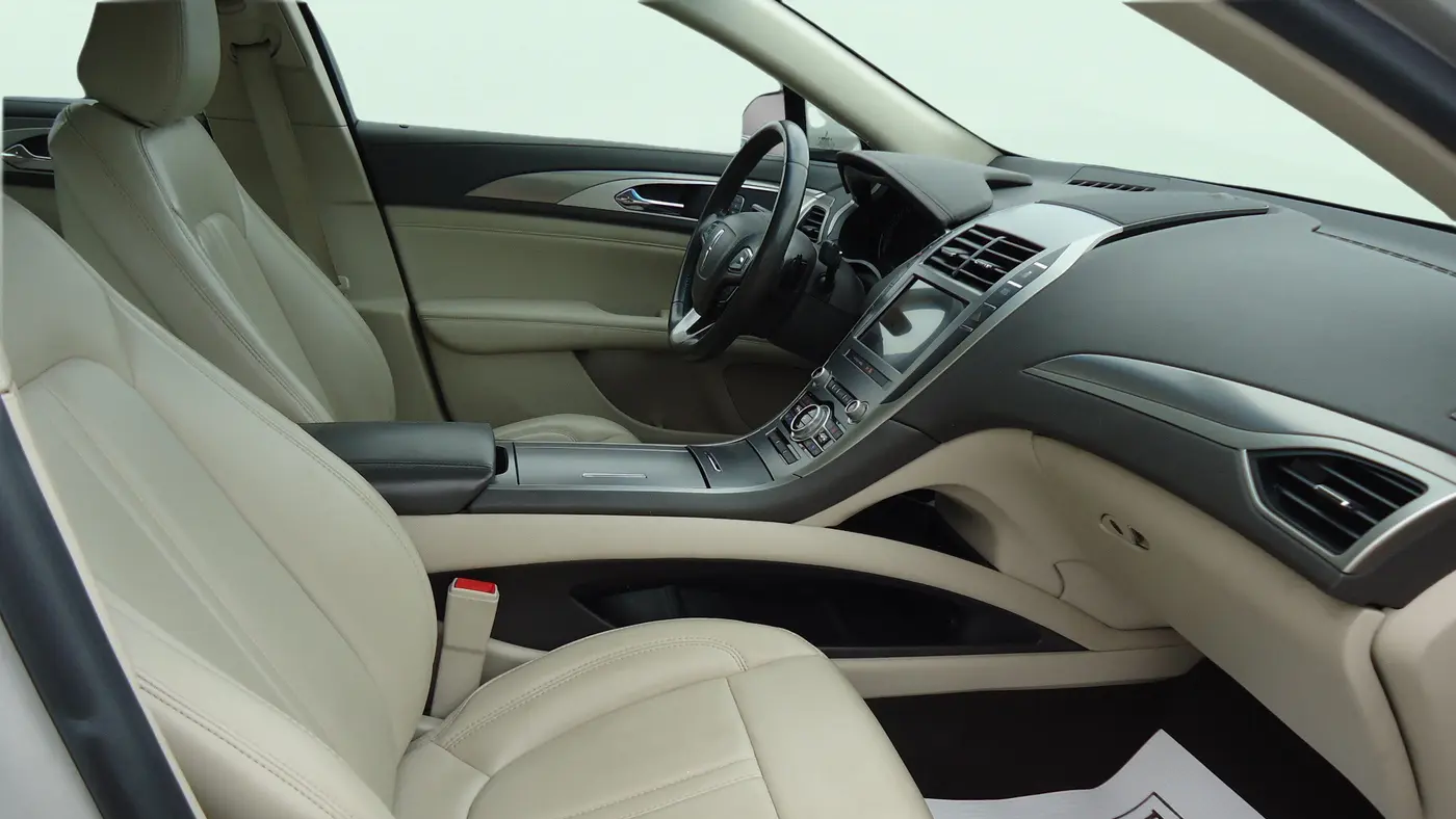2020 Lincoln MKZ Standard
