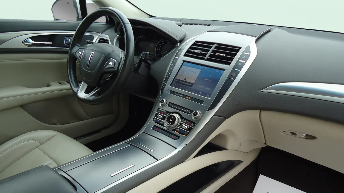 2020 Lincoln MKZ Standard