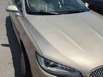 2017 MKZ Thumbnail 1