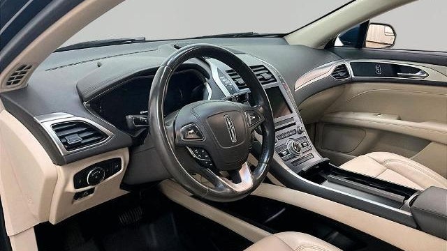 2017 Lincoln MKZ Select