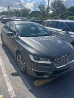 2019 MKZ Thumbnail 2