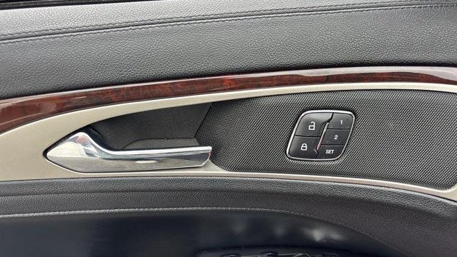 2017 Lincoln MKZ Select