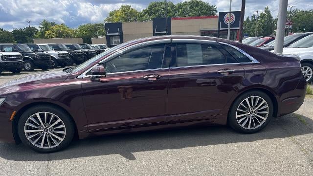 2018 Lincoln MKZ Select