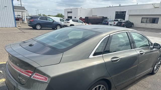 2017 Lincoln MKZ Select