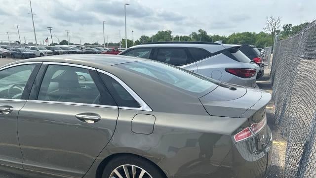 2017 Lincoln MKZ Select