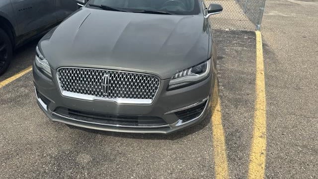 2017 Lincoln MKZ Select