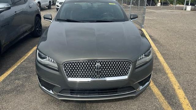 2017 Lincoln MKZ Select