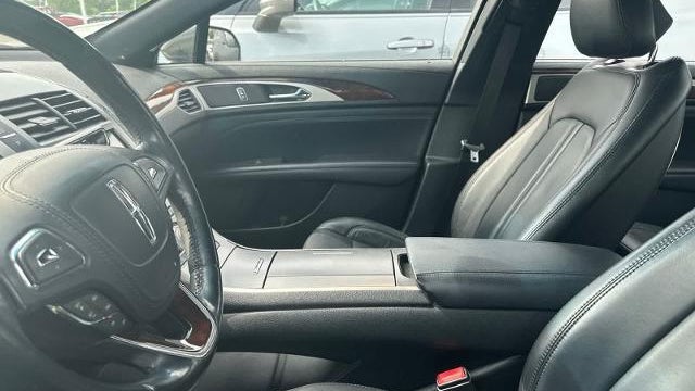 2017 Lincoln MKZ Select