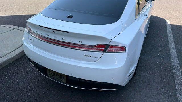 2017 Lincoln MKZ Select