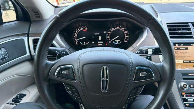 2017 Lincoln MKZ Select