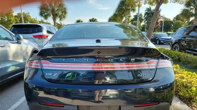 2020 Lincoln MKZ Reserve