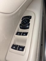 2018 MKZ Thumbnail 16