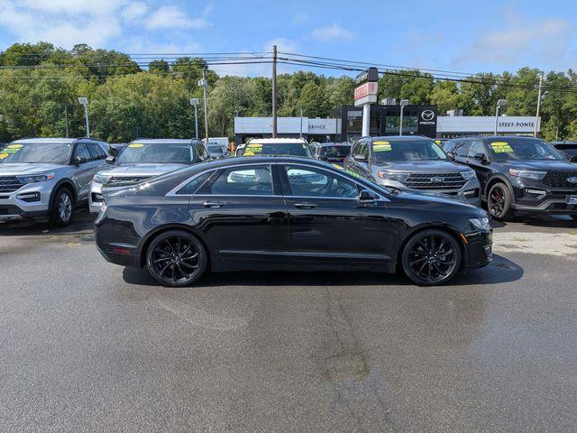 2020 Lincoln MKZ Reserve — photo 1 of 12