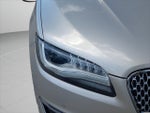 2017 MKZ Thumbnail 10