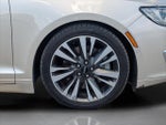 2017 MKZ Thumbnail 11