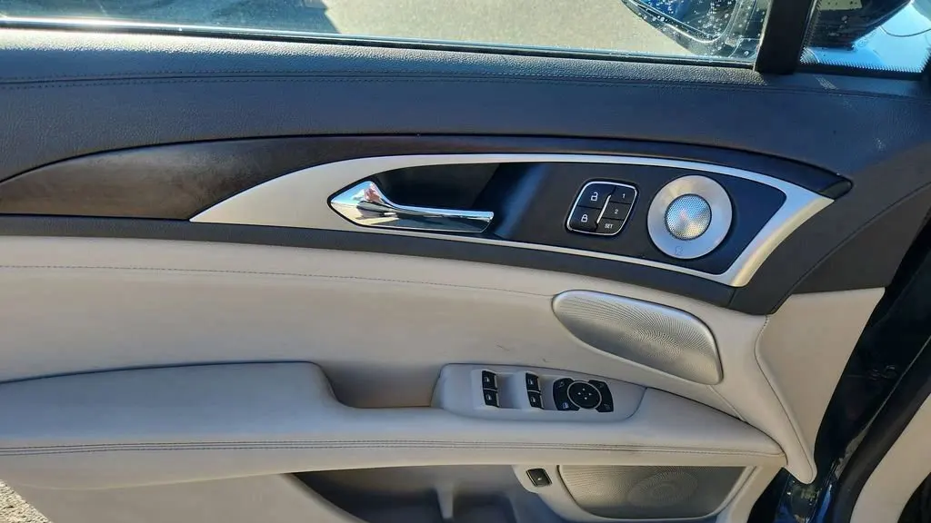 2020 Lincoln MKZ Hybrid Reserve