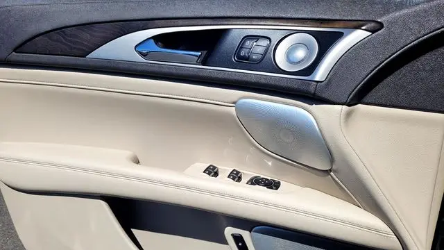 2020 Lincoln MKZ Hybrid Reserve
