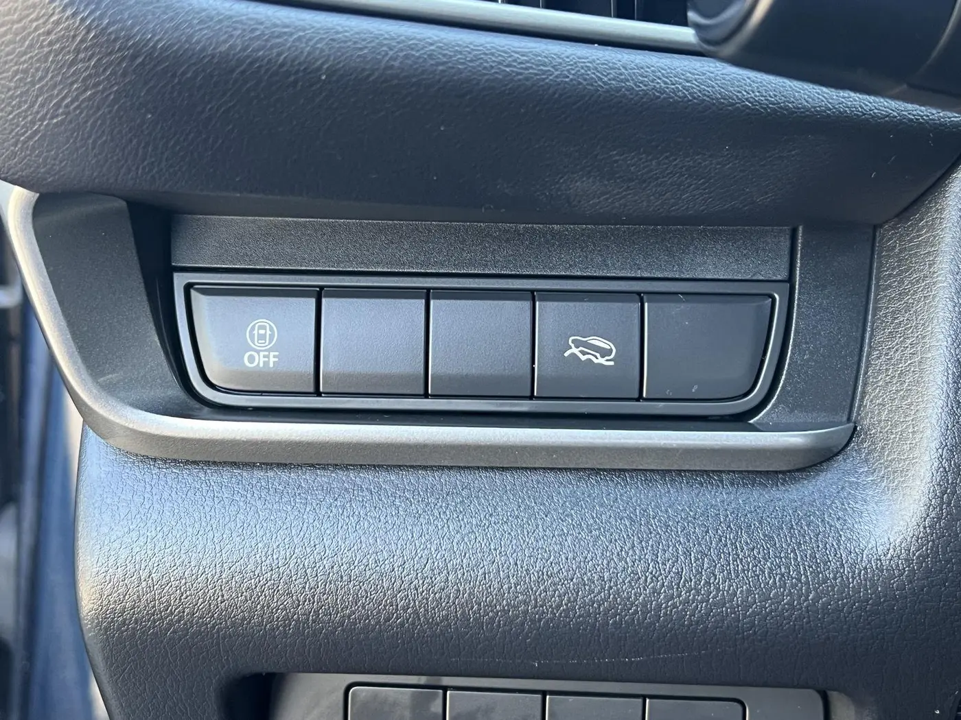 2023 MAZDA CX-3 - $21,140