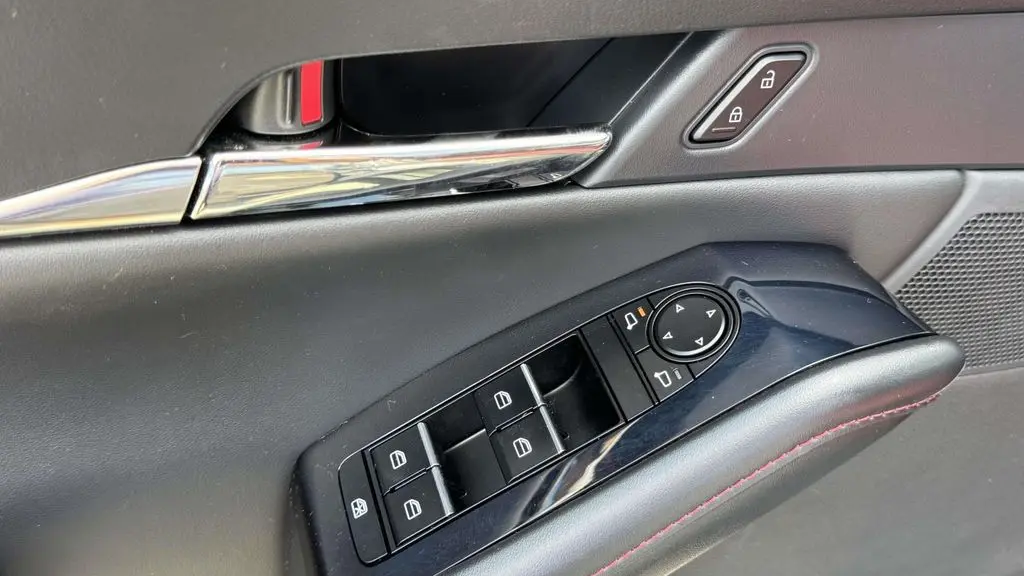 2023 Mazda CX-30 2.5 S Carbon Edition