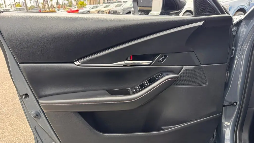 2023 Mazda CX-30 2.5 S Carbon Edition