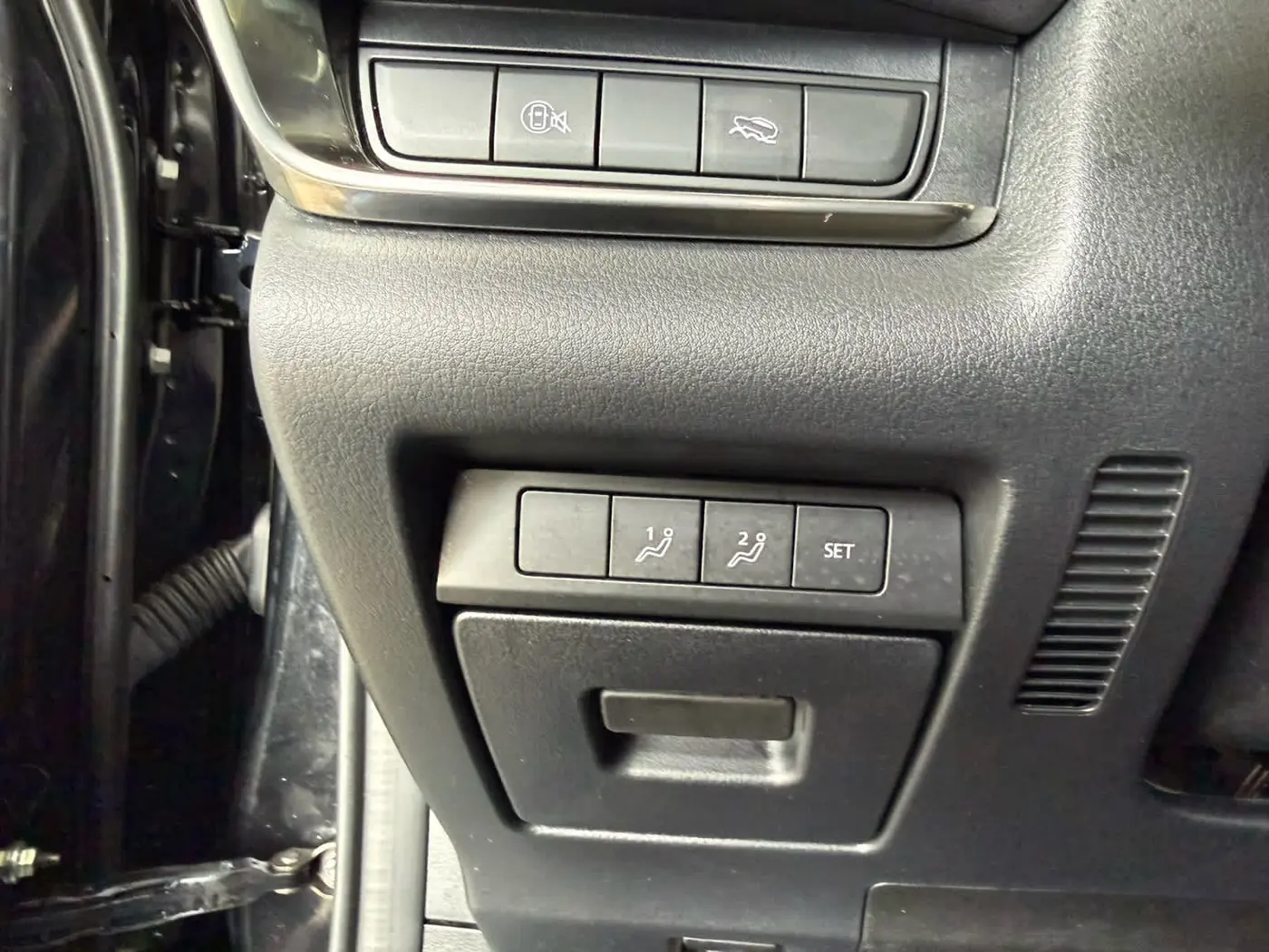 2025 MAZDA CX-3 - $25,900