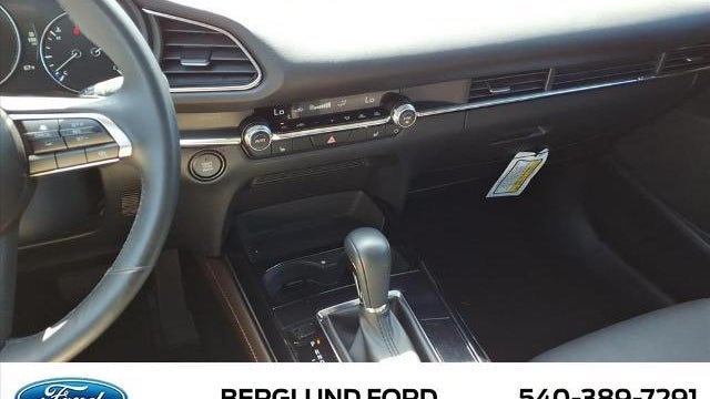 2025 Mazda CX-30 2.5 S Premium
