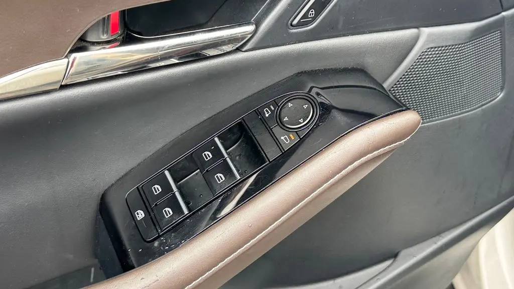 2023 Mazda CX-30 2.5 S Premium