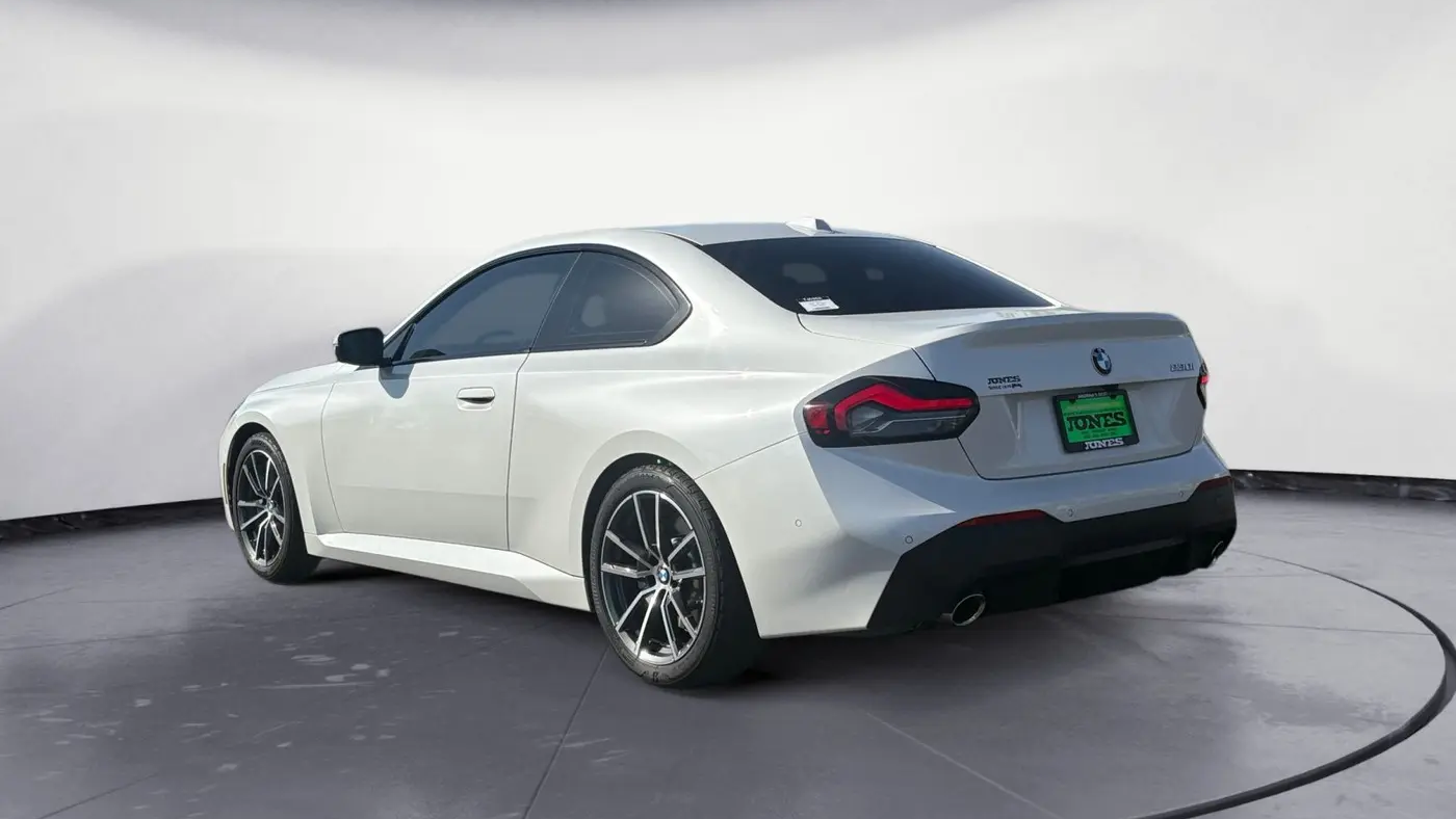 2024 BMW 2 Series 230i