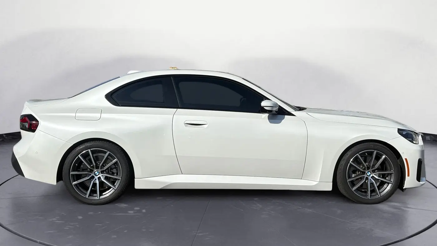 2024 BMW 2 Series 230i