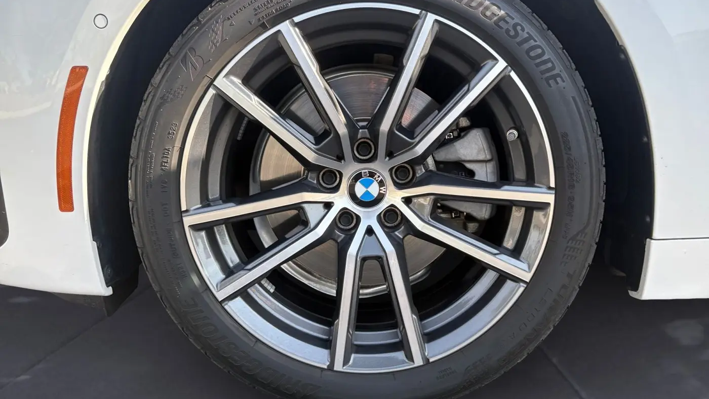 2024 BMW 2 Series 230i