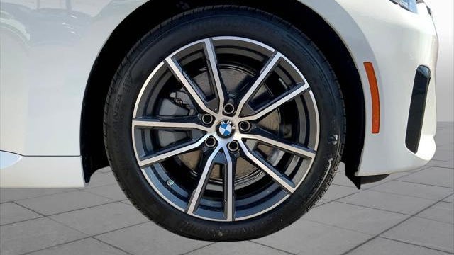 2025 BMW 2 Series 230i