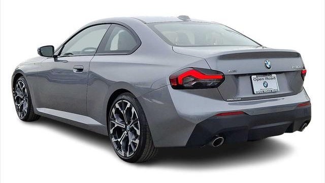 2025 BMW 2 Series 230i xDrive