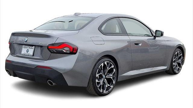 2025 BMW 2 Series 230i xDrive