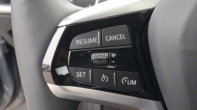 2025 BMW 2 Series 230i xDrive