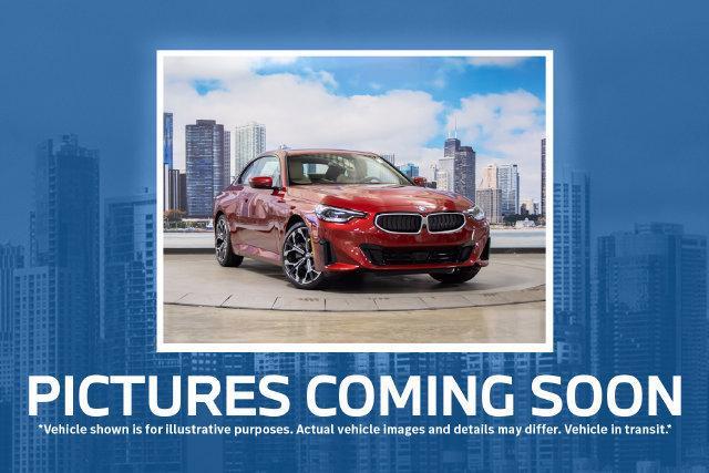 2025 BMW 230i