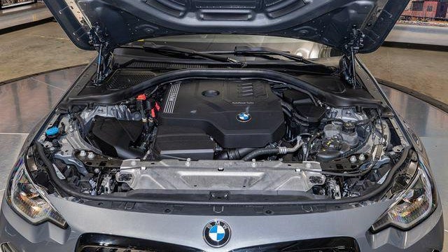 2025 BMW 2 Series 230i xDrive