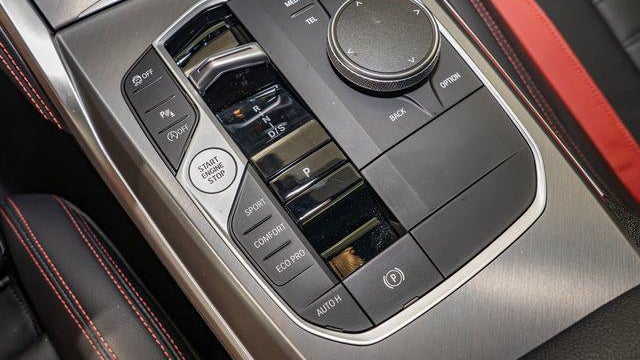 2025 BMW 2 Series 230i xDrive
