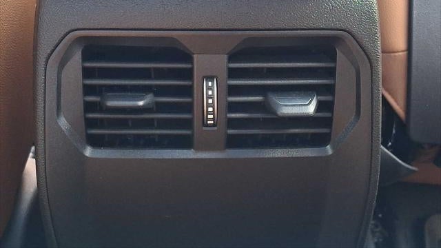 2025 BMW 2 Series 230i xDrive