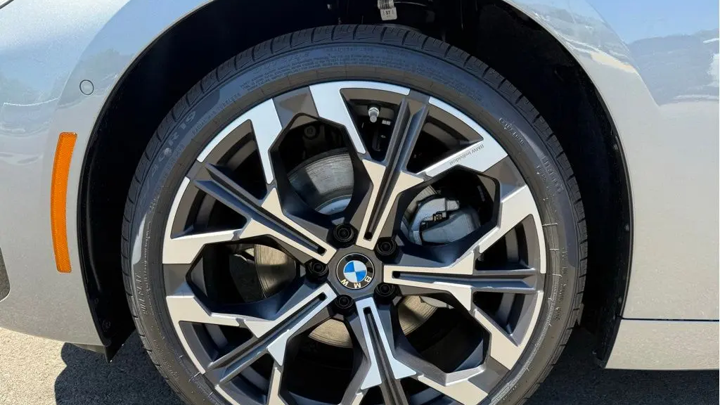 2026 BMW 2 Series 230i xDrive