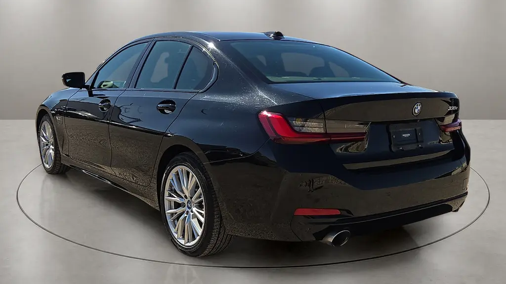 2023 BMW 3 Series 330e