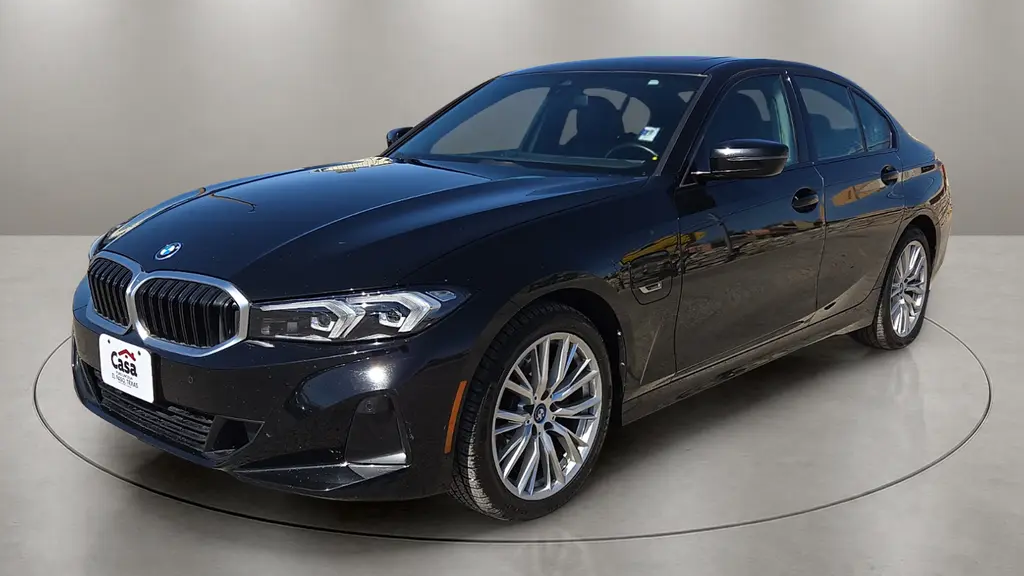 2023 BMW 3 Series 330e