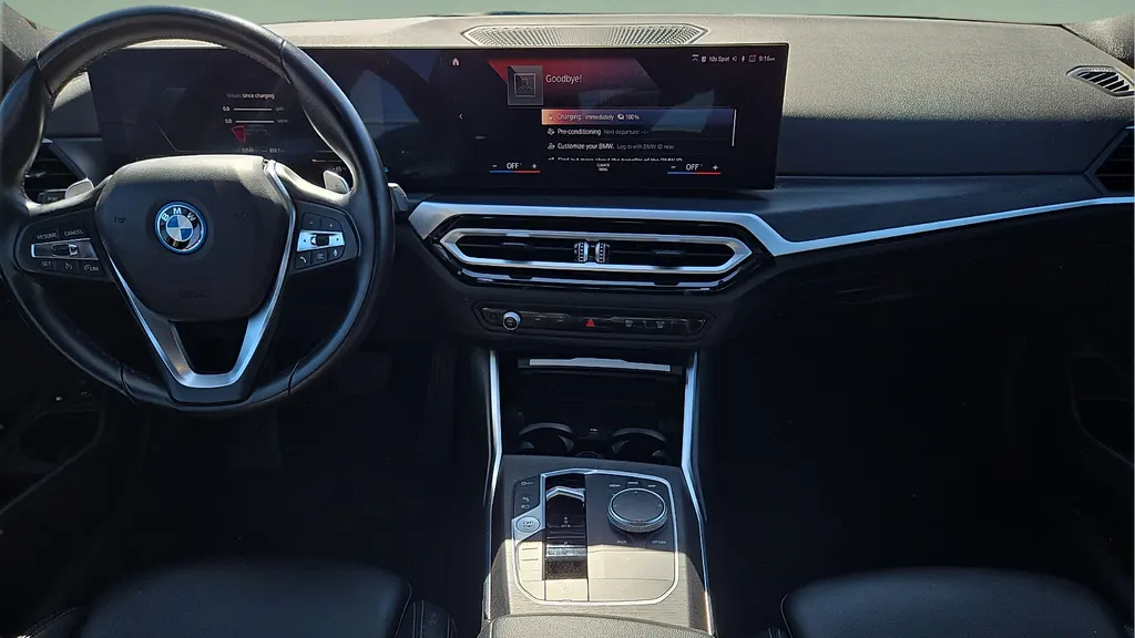 2023 BMW 3 Series 330e