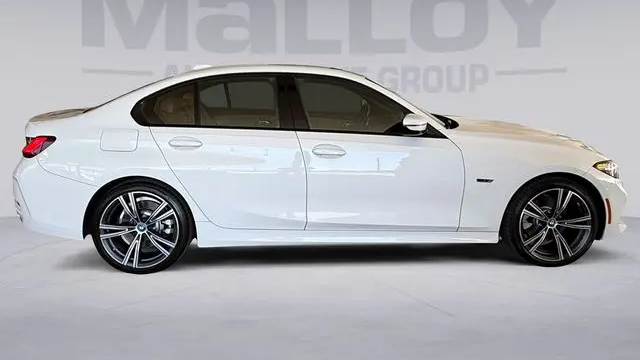 2023 BMW 3 Series 330e xDrive