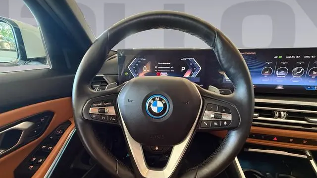 2023 BMW 3 Series 330e xDrive