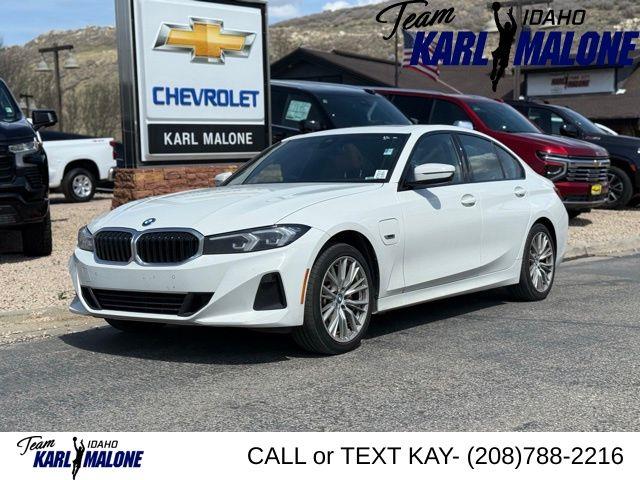 2023 BMW 330e