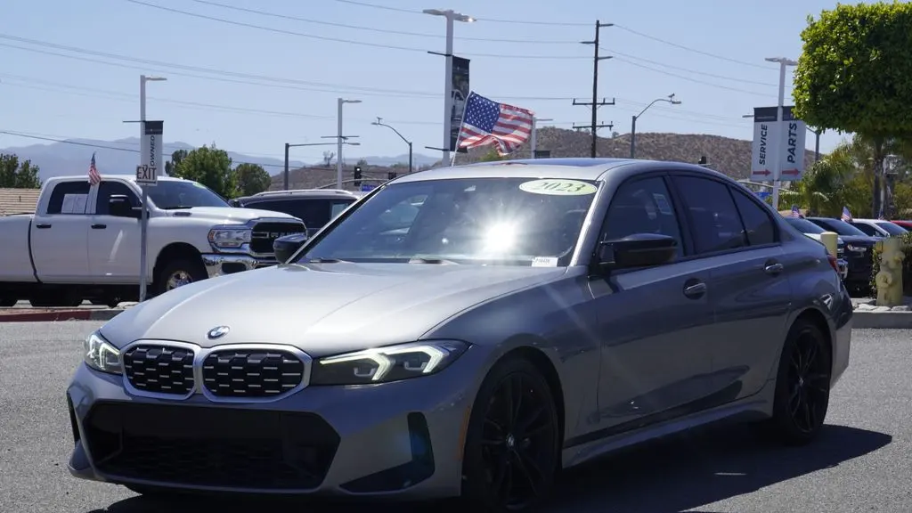 2023 BMW 3 Series M340i