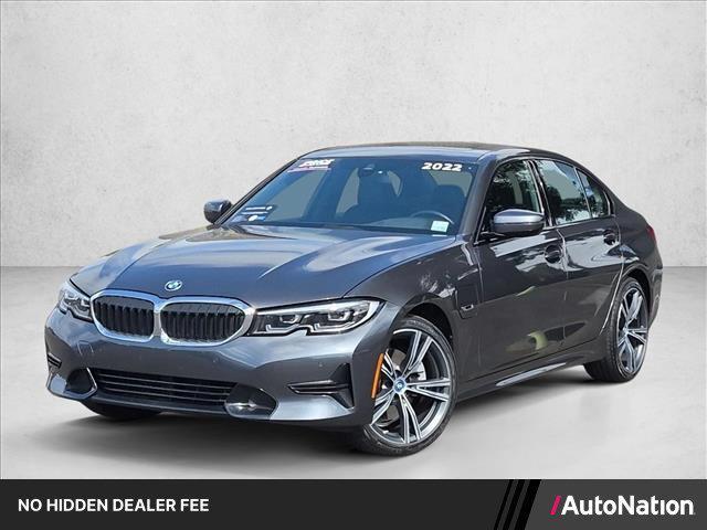 2022 BMW 330e