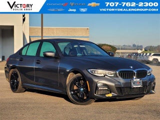 2022 BMW 3 Series with Mineral Grey Metallic Exterior