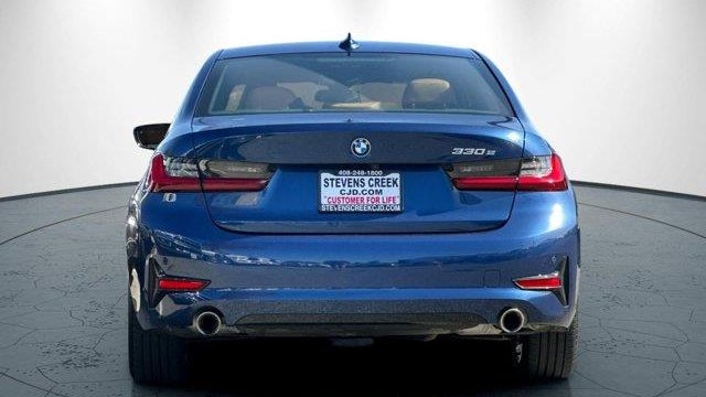 2022 BMW 3 Series 330e
