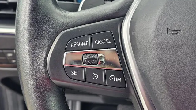 2022 BMW 3 Series 330e xDrive